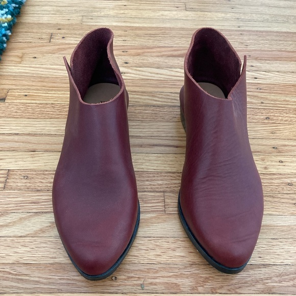 Sevilla Smith burgundy boots with black sole - Picture 9 of 10